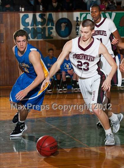 Thumbnail 3 in Del Campo vs. Woodcreek (Kendall Arnett) photogallery.