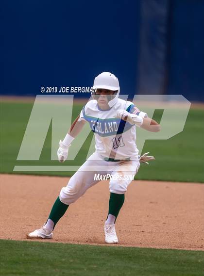 Thumbnail 3 in Atascadero vs. Highland (CIF CS D3 Final) photogallery.