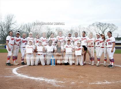 Thumbnail 3 in Chilton County vs Jemison (Chilton County Tournament) photogallery.