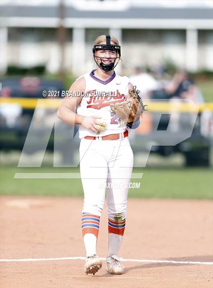 Thumbnail 1 in Chilton County vs Jemison (Chilton County Tournament) photogallery.