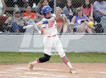 Thumbnail 3 in Chilton County vs Jemison (Chilton County Tournament) photogallery.