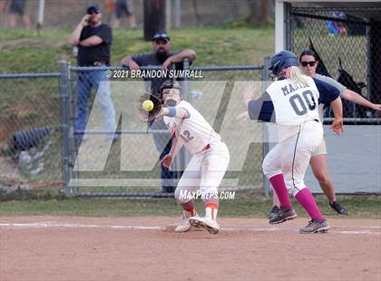 Thumbnail 1 in Chilton County vs Jemison (Chilton County Tournament) photogallery.