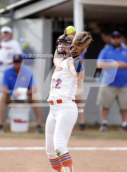 Thumbnail 2 in Chilton County vs Jemison (Chilton County Tournament) photogallery.