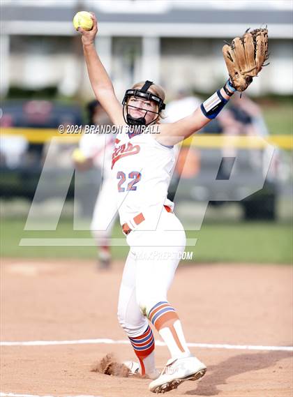 Thumbnail 2 in Chilton County vs Jemison (Chilton County Tournament) photogallery.