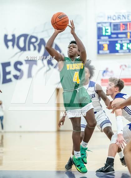 Thumbnail 3 in Great Bridge vs. Deep Creek photogallery.