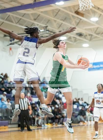 Thumbnail 2 in Great Bridge vs. Deep Creek photogallery.