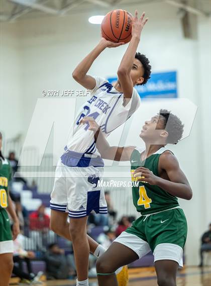 Thumbnail 1 in Great Bridge vs. Deep Creek photogallery.