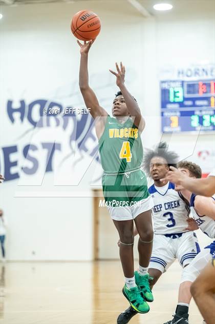 Thumbnail 2 in Great Bridge vs. Deep Creek photogallery.