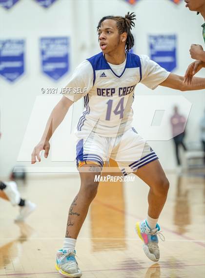 Thumbnail 2 in Great Bridge vs. Deep Creek photogallery.