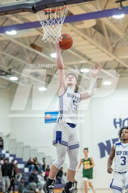 Thumbnail 2 in Great Bridge vs. Deep Creek photogallery.