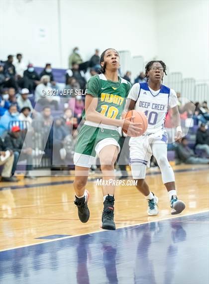 Thumbnail 2 in Great Bridge vs. Deep Creek photogallery.