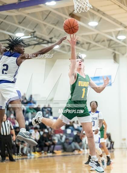 Thumbnail 3 in Great Bridge vs. Deep Creek photogallery.