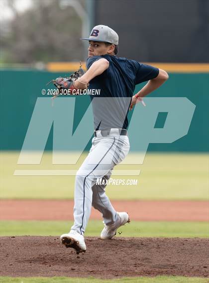 Thumbnail 2 in Reagan [Ronald] vs Brandeis (Scrimmage) photogallery.