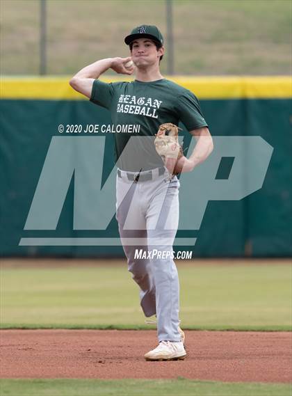 Thumbnail 1 in Reagan [Ronald] vs Brandeis (Scrimmage) photogallery.