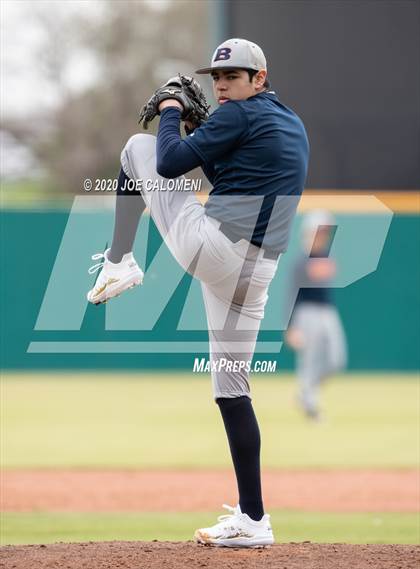 Thumbnail 2 in Reagan [Ronald] vs Brandeis (Scrimmage) photogallery.