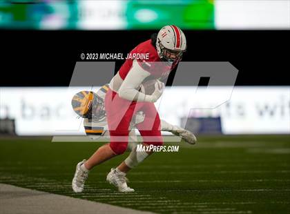 Thumbnail 2 in Bellevue vs Yelm (WIAA 3A Final) photogallery.