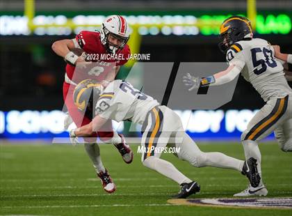 Thumbnail 2 in Bellevue vs Yelm (WIAA 3A Final) photogallery.