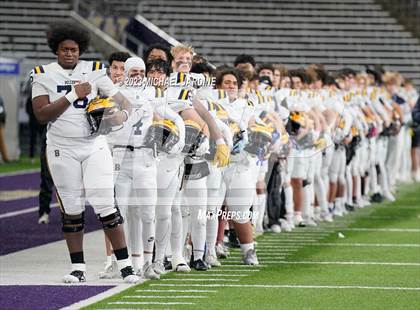 Thumbnail 3 in Bellevue vs Yelm (WIAA 3A Final) photogallery.