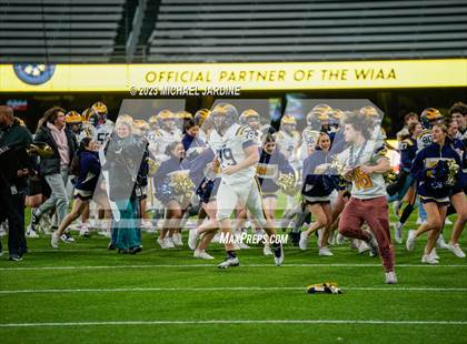 Thumbnail 3 in Bellevue vs Yelm (WIAA 3A Final) photogallery.
