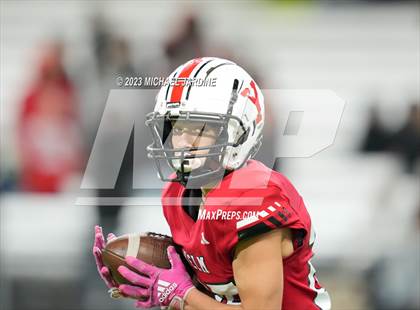 Thumbnail 3 in Bellevue vs Yelm (WIAA 3A Final) photogallery.