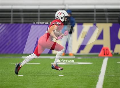 Thumbnail 2 in Bellevue vs Yelm (WIAA 3A Final) photogallery.