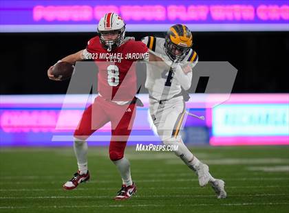 Thumbnail 2 in Bellevue vs Yelm (WIAA 3A Final) photogallery.