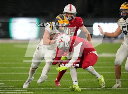 Thumbnail 2 in Bellevue vs Yelm (WIAA 3A Final) photogallery.