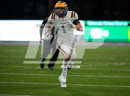 Thumbnail 1 in Bellevue vs Yelm (WIAA 3A Final) photogallery.