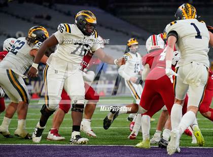 Thumbnail 3 in Bellevue vs Yelm (WIAA 3A Final) photogallery.