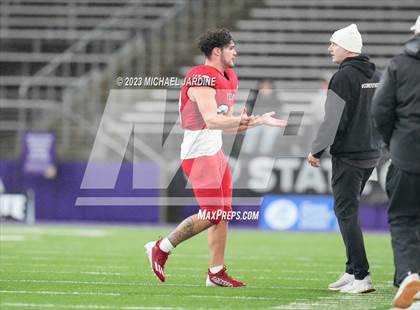 Thumbnail 2 in Bellevue vs Yelm (WIAA 3A Final) photogallery.