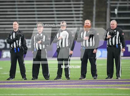 Thumbnail 2 in Bellevue vs Yelm (WIAA 3A Final) photogallery.