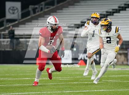 Thumbnail 1 in Bellevue vs Yelm (WIAA 3A Final) photogallery.