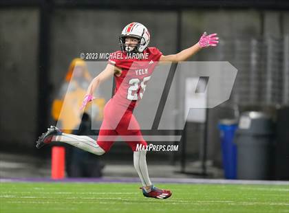 Thumbnail 1 in Bellevue vs Yelm (WIAA 3A Final) photogallery.