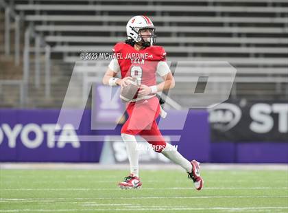 Thumbnail 3 in Bellevue vs Yelm (WIAA 3A Final) photogallery.