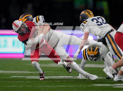 Thumbnail 3 in Bellevue vs Yelm (WIAA 3A Final) photogallery.
