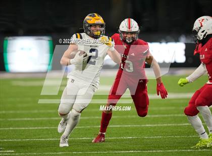 Thumbnail 2 in Bellevue vs Yelm (WIAA 3A Final) photogallery.