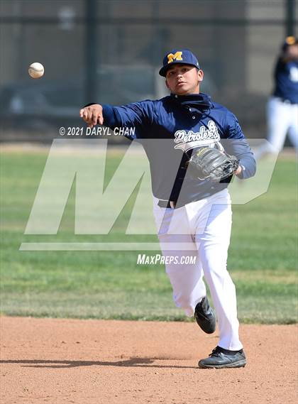 Thumbnail 3 in Alhambra @ Montebello photogallery.