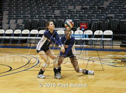 Thumbnail 3 in Southwest vs. Brandeis photogallery.