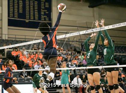 Thumbnail 1 in Southwest vs. Brandeis photogallery.