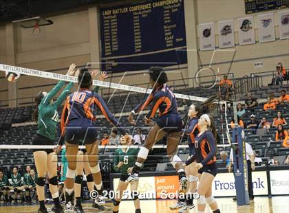 Thumbnail 1 in Southwest vs. Brandeis photogallery.