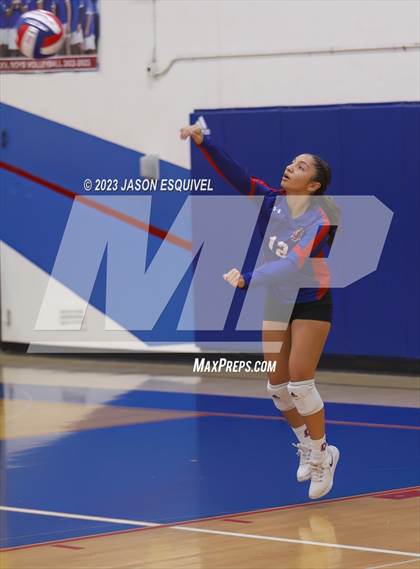 Thumbnail 3 in Brea Olinda @ Los Altos photogallery.