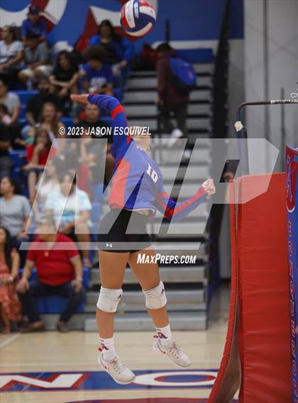 Thumbnail 2 in Brea Olinda @ Los Altos photogallery.
