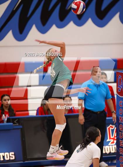 Thumbnail 2 in Brea Olinda @ Los Altos photogallery.