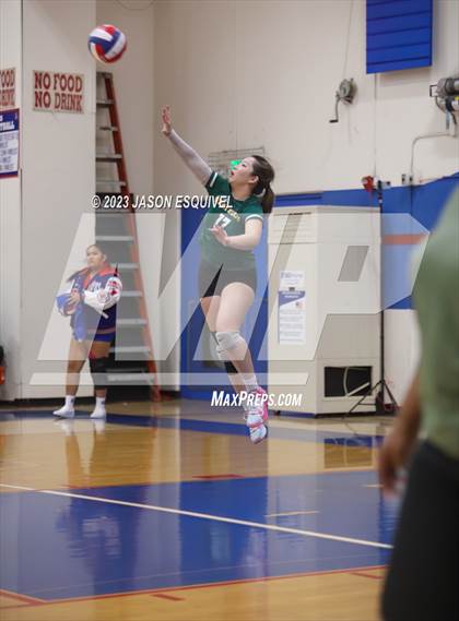Thumbnail 3 in Brea Olinda @ Los Altos photogallery.