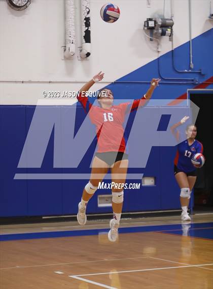Thumbnail 3 in Brea Olinda @ Los Altos photogallery.