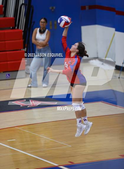 Thumbnail 2 in Brea Olinda @ Los Altos photogallery.