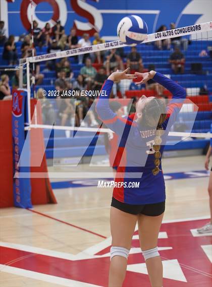 Thumbnail 1 in Brea Olinda @ Los Altos photogallery.