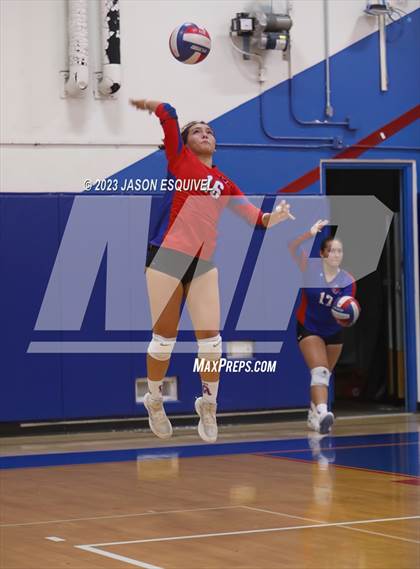 Thumbnail 1 in Brea Olinda @ Los Altos photogallery.