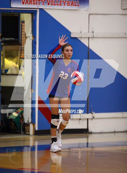 Thumbnail 2 in Brea Olinda @ Los Altos photogallery.