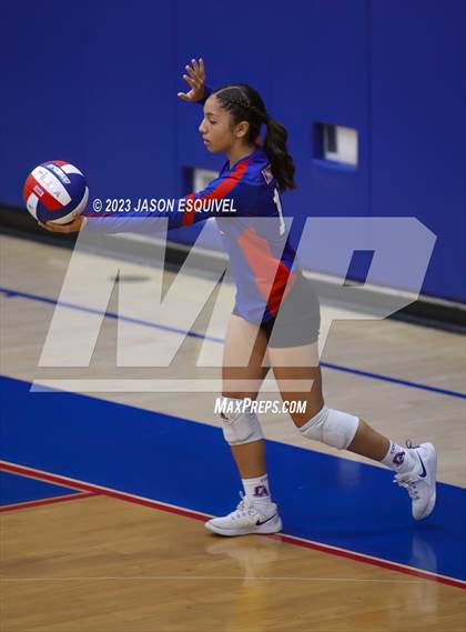 Thumbnail 1 in Brea Olinda @ Los Altos photogallery.